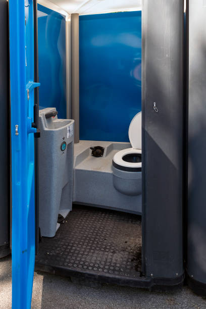 Best Portable bathroom rental  in Dermott, AR